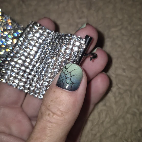 ❣️SOLD❣️ Chanel Vintage Crystal Mesh Bracelet EUC - Picture 7 of 11